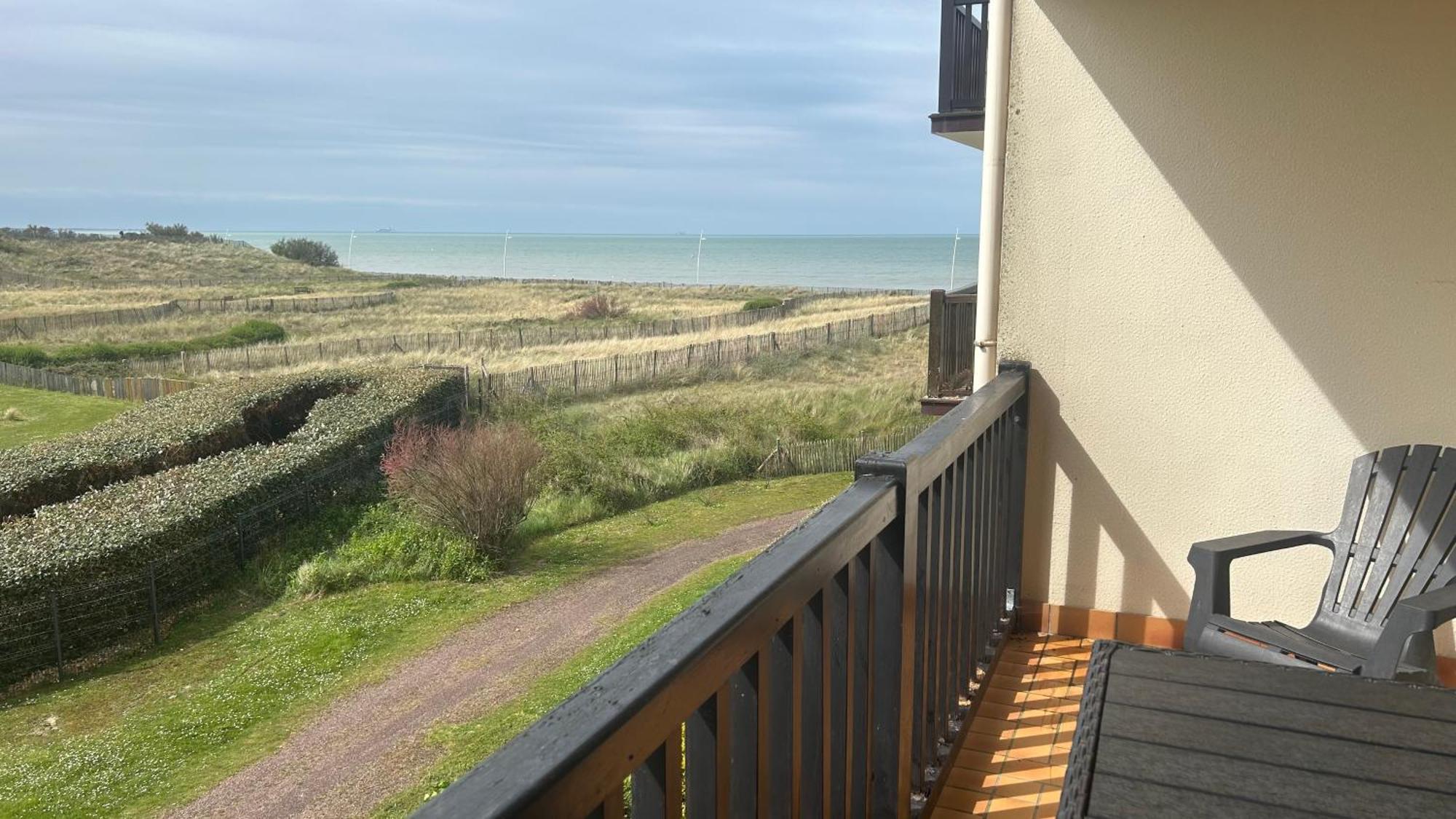 Cabourg-La Mer A Vos Pieds Et La Thalasso A 50 M 외부 사진